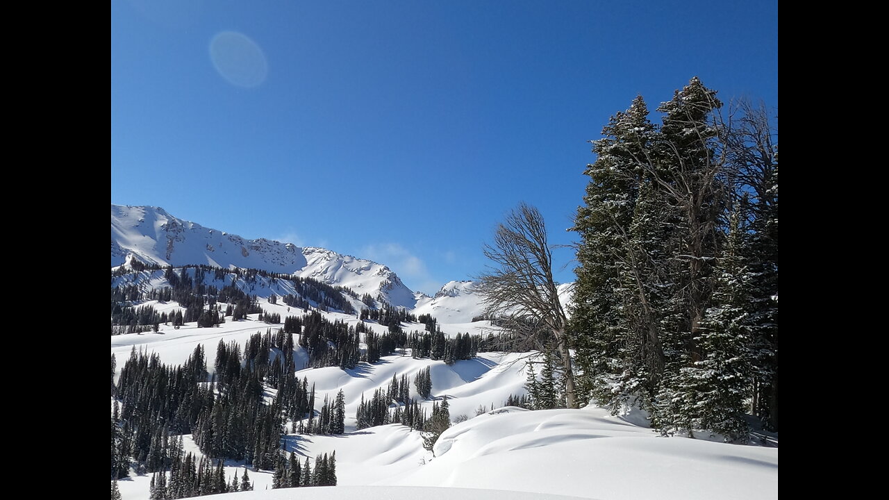 Snowmobiling Gunsight Pass Wyoming