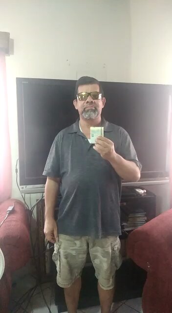 EL TÍO LUIS Y SOBRINO JESÚS