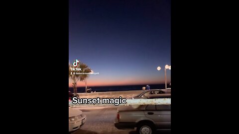 Everyday #gorgeous #sunset #tamararoseblodgett #expat