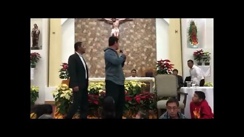Padre Luis Toro. Dialogando con mormón.