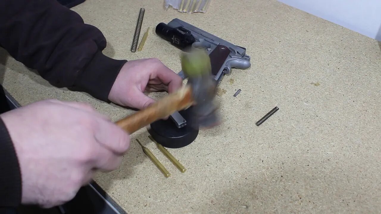 1911 Mainspring Housing Swap