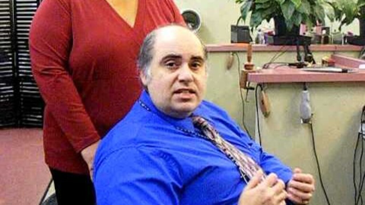 Can DaTechGuy Look Sharp.AVI