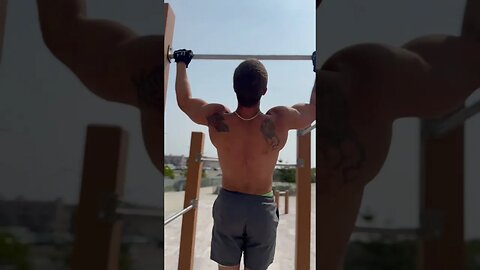 WIDE GRIP PULL UPS | Do THESE for Big Lats