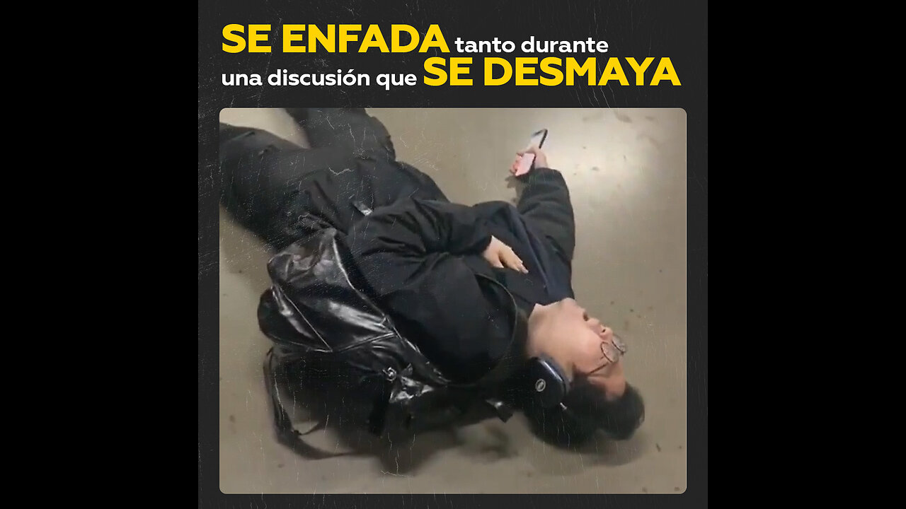 😰Un hombre se desmaya porque se enfada demasiado durante una discusión