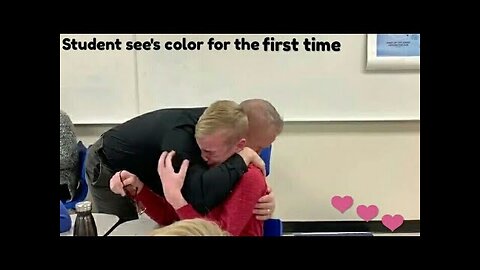 'Colorblind student gets to see color for the first time'.