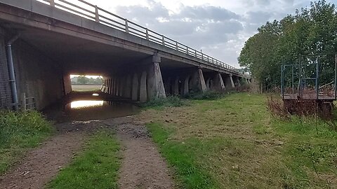 Exploring a Large Multi Arch Section Under The Motorway