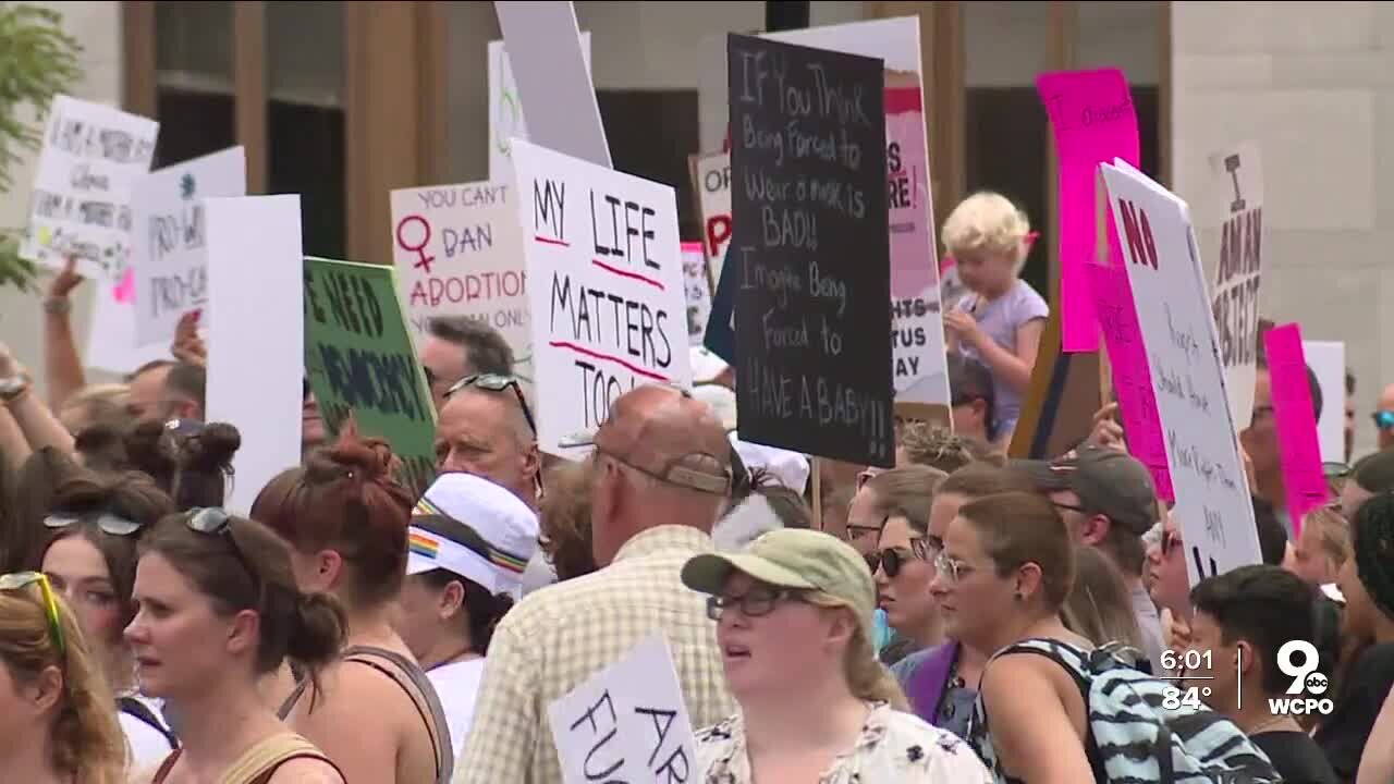 Hundreds took to the Hamilton County Courthouse Saturday in support of reproductive rights