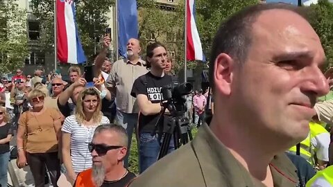 Himna "Ljepa naša"