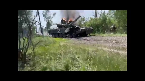 Hot conflict between Russian and Ukrainian soldiers!