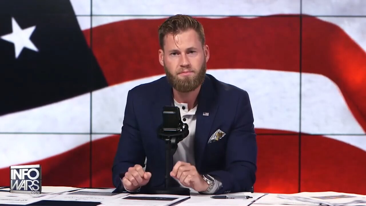 WAR ROOM (Full Show) Thursday - 11/3/22