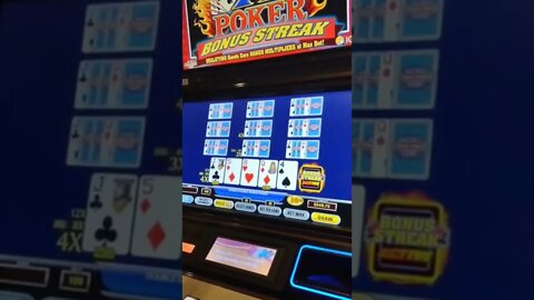 Quad 4s #videopoker #ultimatex #quads #jackpot #slots #lasvegas