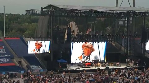 Donnie Iris Ah Leah at Hall of Fame Stadium Canton Aug 6 2022