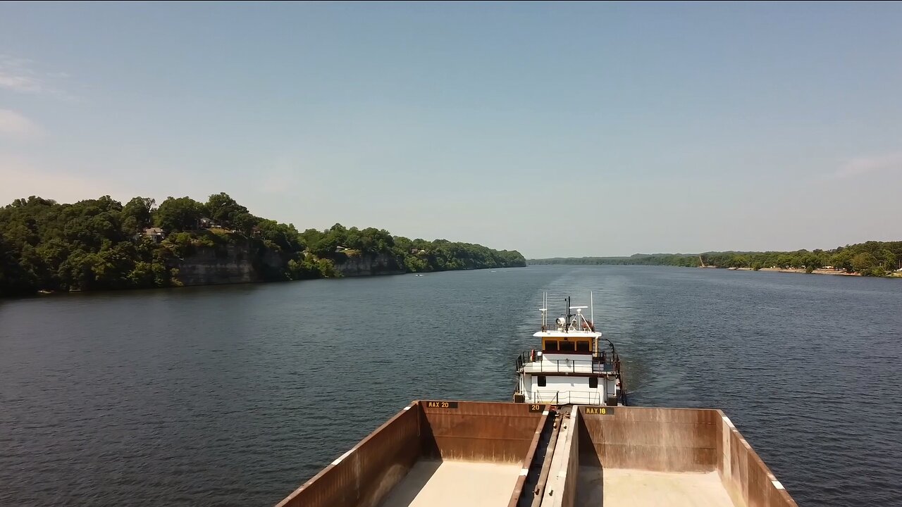 Drone Footage on the Tennessee River - Music: "Boat On the River" by STYX