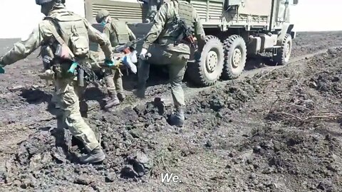 Russian Funeral Teams Collect Dead Ukrainian Soldiers Who Were Left By Their "Brothers-In-Arms"