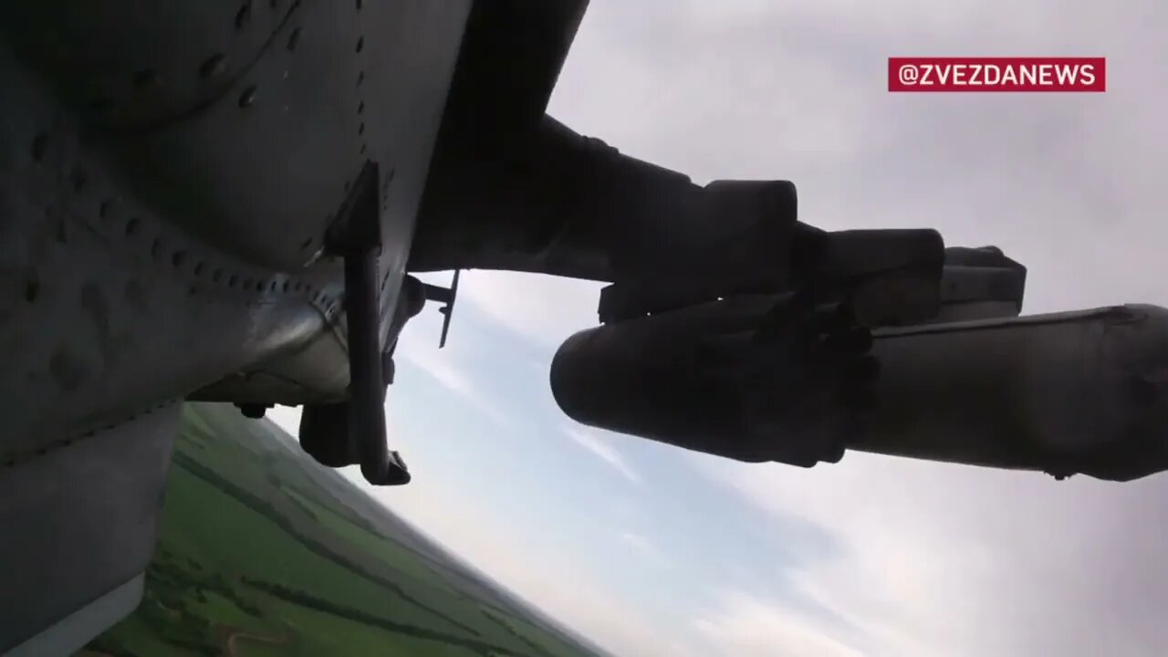 🇷🇺🇺🇦Russian Ka-52s Attack Helicopter Hammering Ukrainian Supply Lines Near Lisichansk