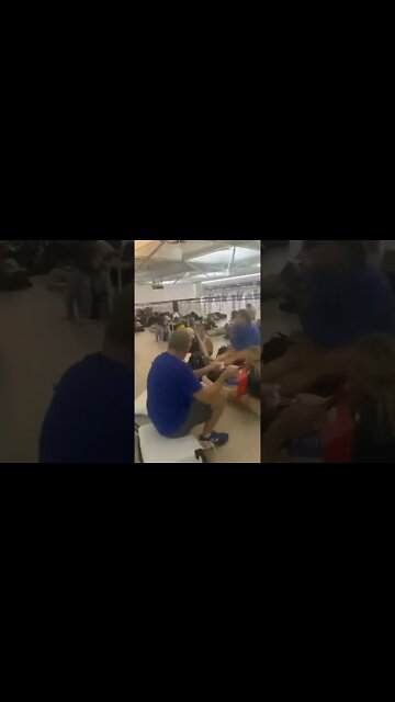 🇬🇧🇺🇦 "Aid Zone" For Freeloaders Looking For Free Vacation, Oh I Mean "Refugees" In A England Airport