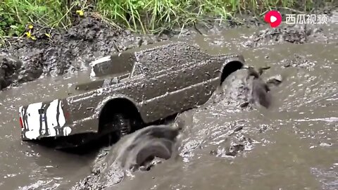 7: Look at the model car off-road, the vision is amazing, take a look.