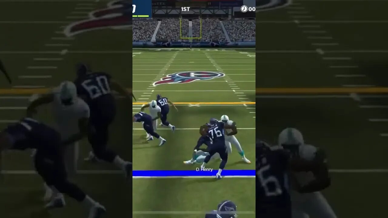 Titans RB Derrick Henry Gameplay - Madden NFL 22 Mobile Football