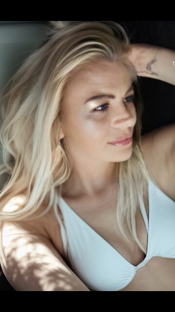 jet goes down in Naples Florida on highway