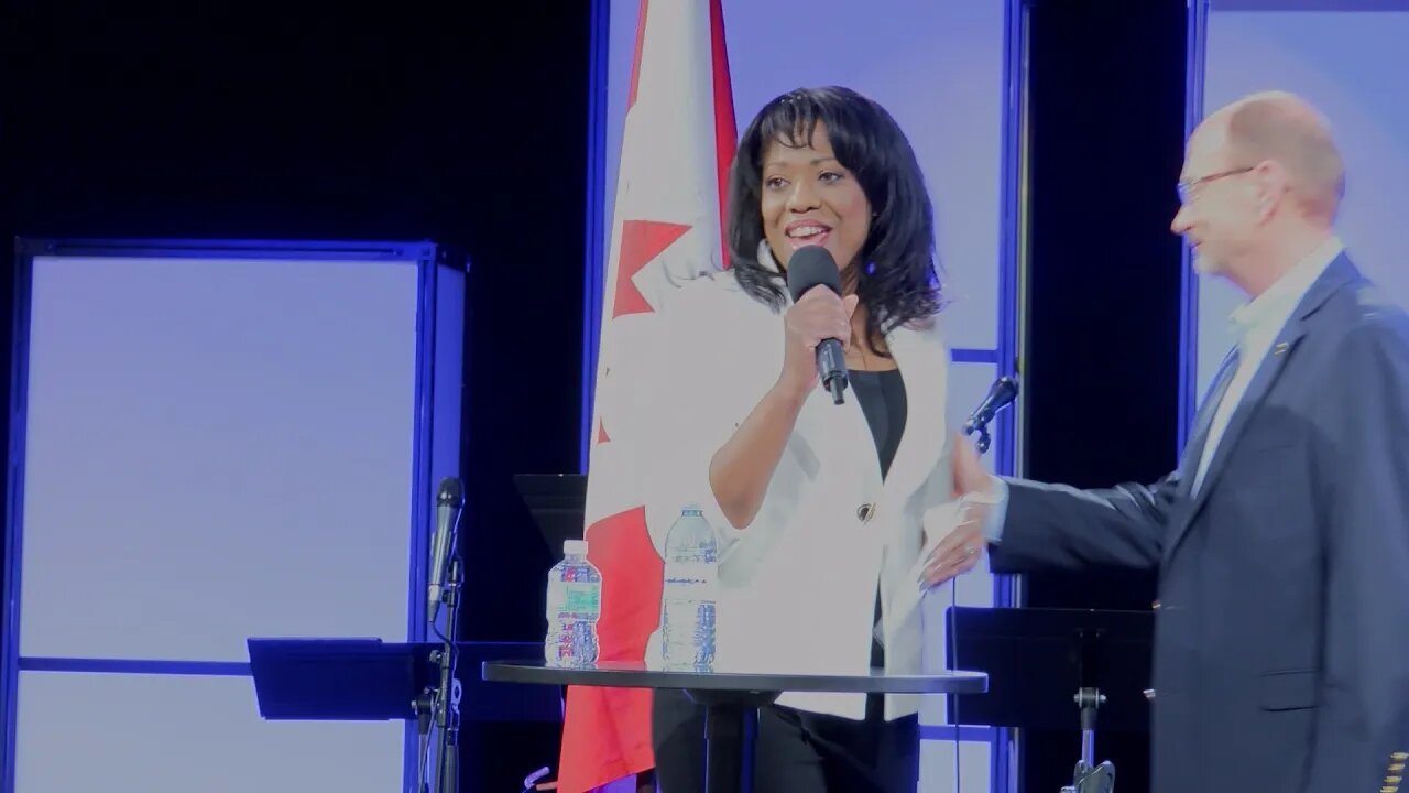Leslyn Lewis speaks in Lethbridge - April 6, 2022 - Naveen Day