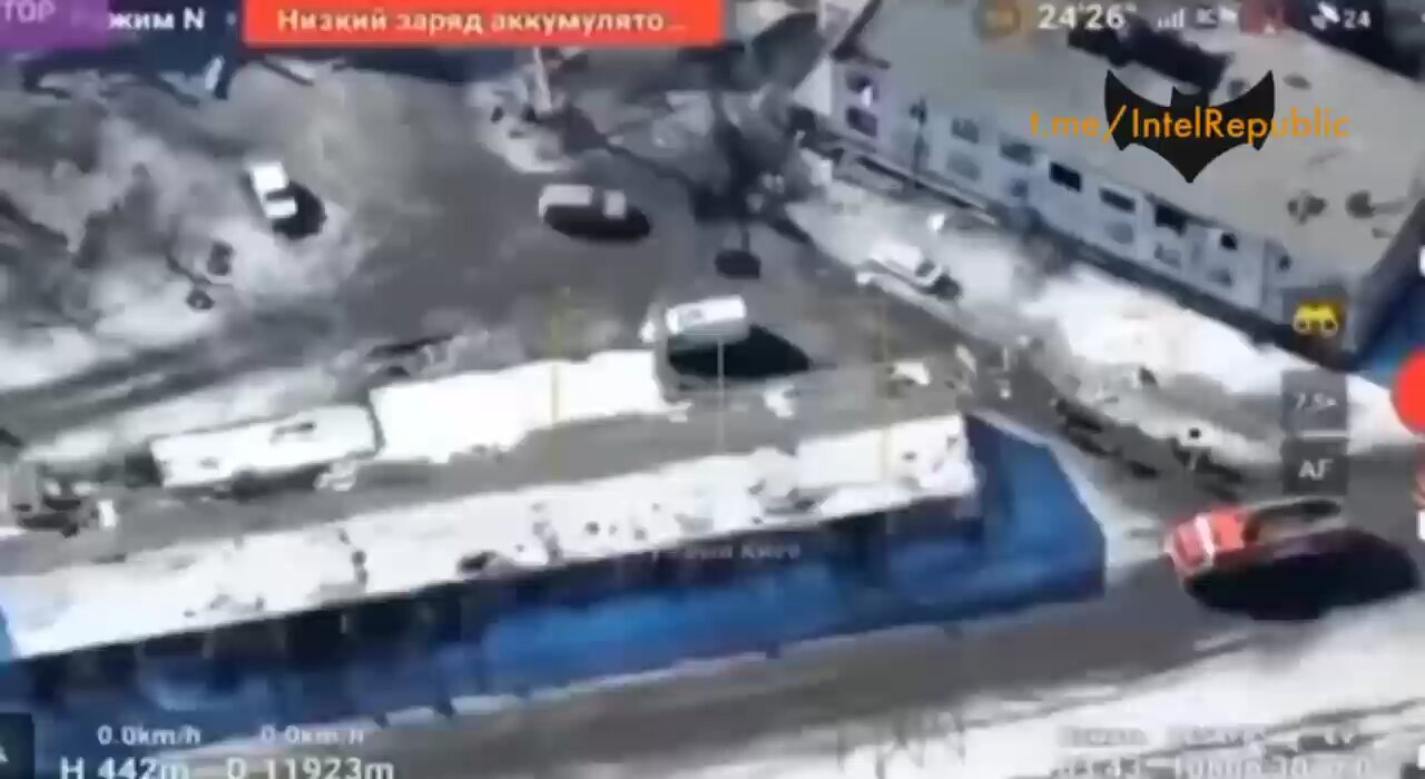 Ukrainian artillery zeroes in on civilian ambulance