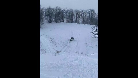 Xj vs Super steep hill😨 FAIL