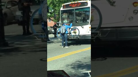 Levando a bike no ônibus nos EUA!