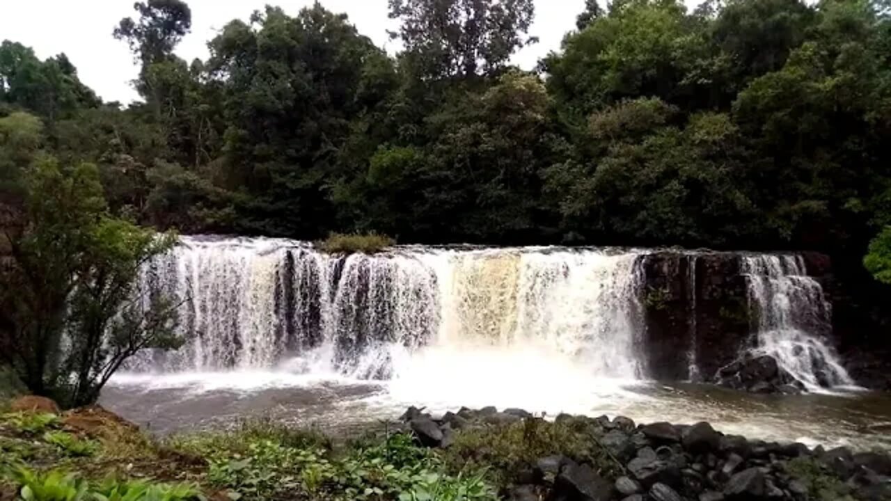 calming beautiful amazon waterfall 8HR