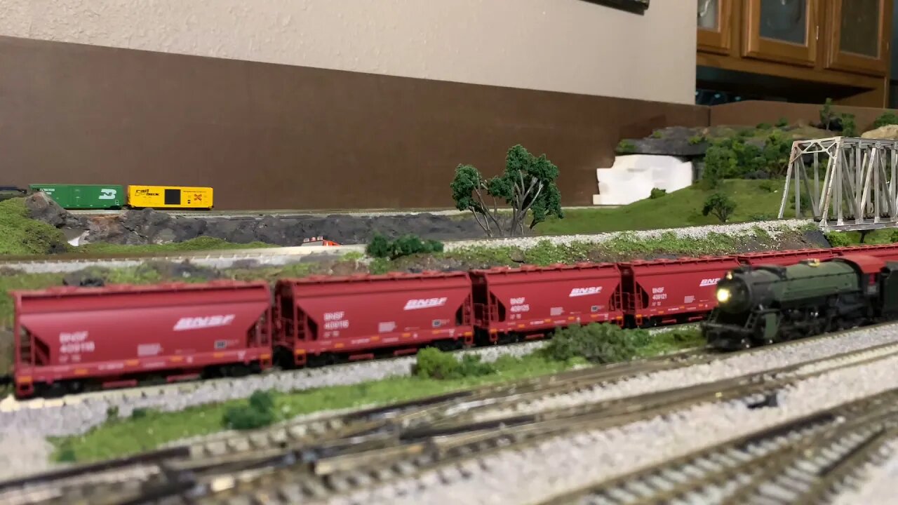 Breaking in the kato sd40s