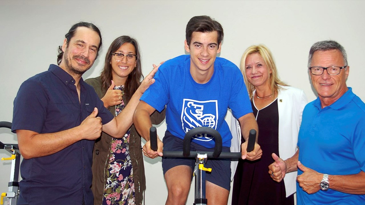 Eliot Grondin spinning