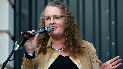 NWO: Dr. Dolores Cahill says COVID-19 vaccinated people will die within 3 to 5 years!