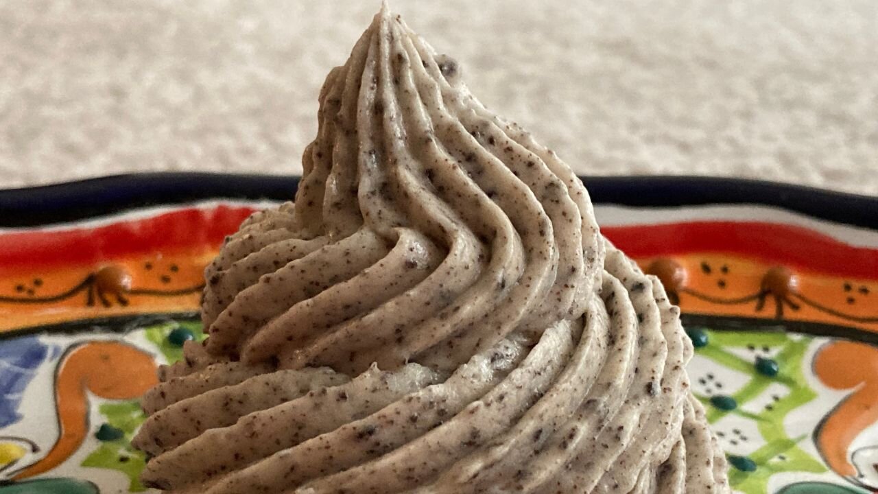 Oreo Buttercream Frosting