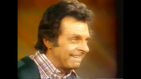 Mort Sahl Fights George Putnam (FULL VIDEO) "Both Sides Now" 1975