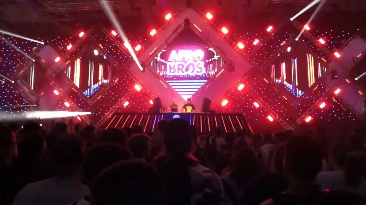 Afrobros ◉ Creamfields Chile 2022 📅 09.04.2022 🎵 P3/4 🎵 📍 Espacio Riesco 🌎 Santiago, Chile