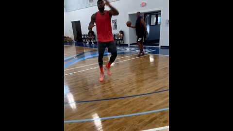Lebron JAMES CONTINUE HIS SUMMER WORKOUT