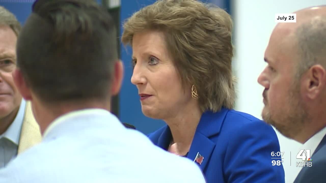 Watch party for Vicky Hartzler kicks off
