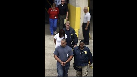 Criminal tricks cop then gets away