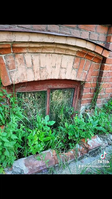 Underground Houses - Another Civilization?