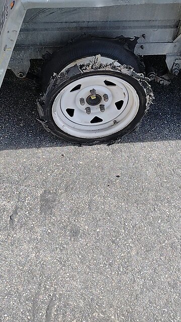 tire blowout #car #problem #gone #newtires