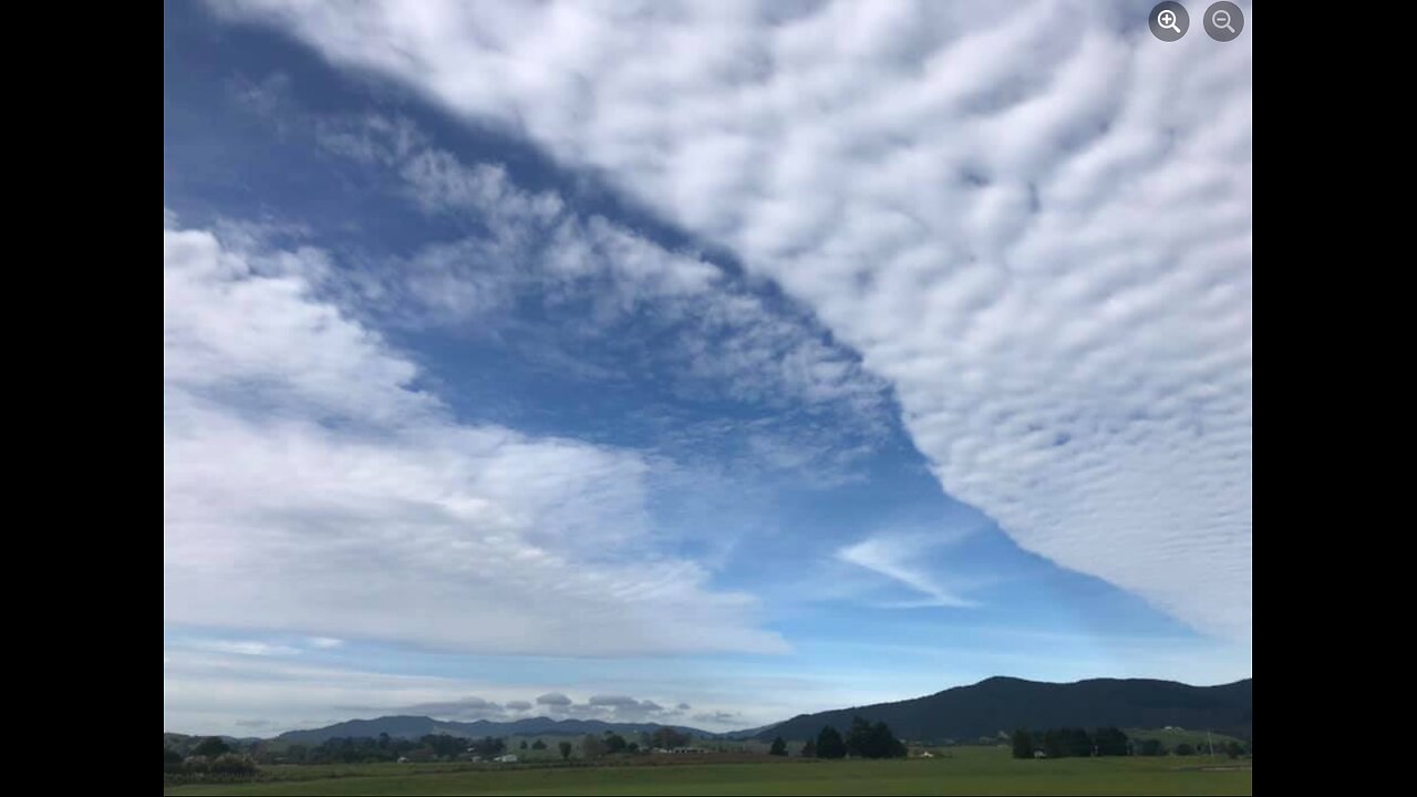 RADIO GEO,CLOUDS