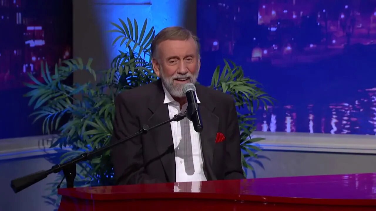 Ray Stevens - "Rockin' Pneumonia and the Boogie Woogie Flu" (Live on CabaRay Nashville)