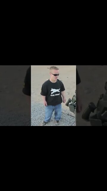 iPad Mini vs Minigun Fullmag iPad Mini #shorts