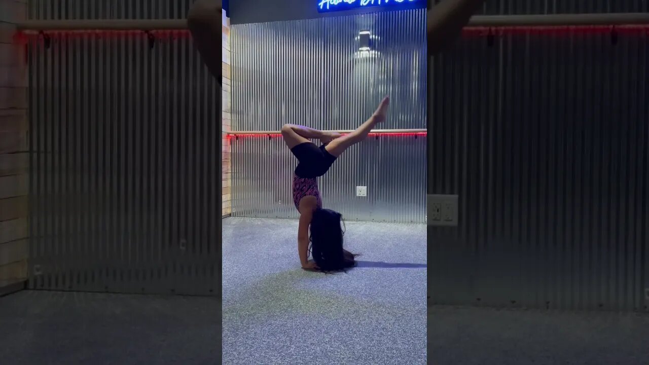 #shorts #reels #tiktok by #tinyandjuniortv in #activatestudio