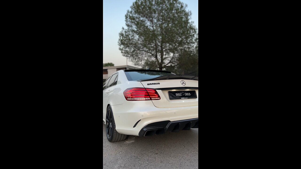 Mercedes E63 AMG brabus 730 1/1 of Pakistan