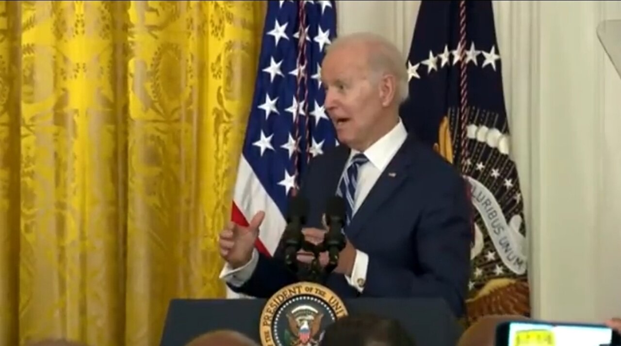 Biden Celebrates Black History By Calling White People Stupid