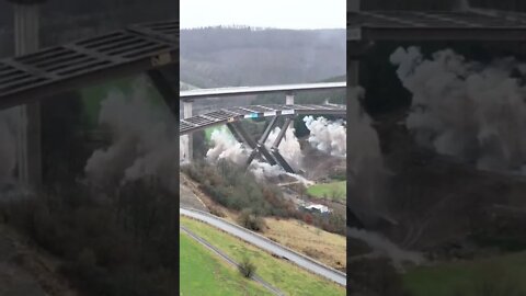 POR FAVOR INSCREVA ME AJUDA - PLEASE SUBSCRIBE HELP ME