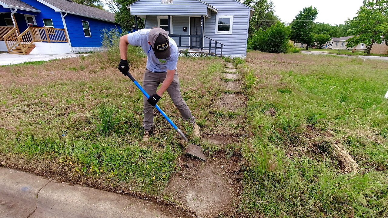 Neighbor was TIRED of this house making their street look bad