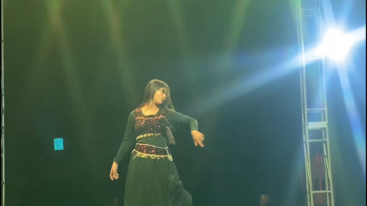 indian dance in hindi song