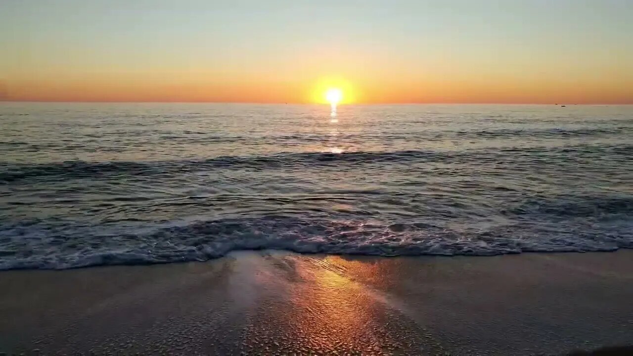 Ocean Waves Sounds with Sunset for Deep Sleeping, Relaxing Natural Lullaby, Sleepy