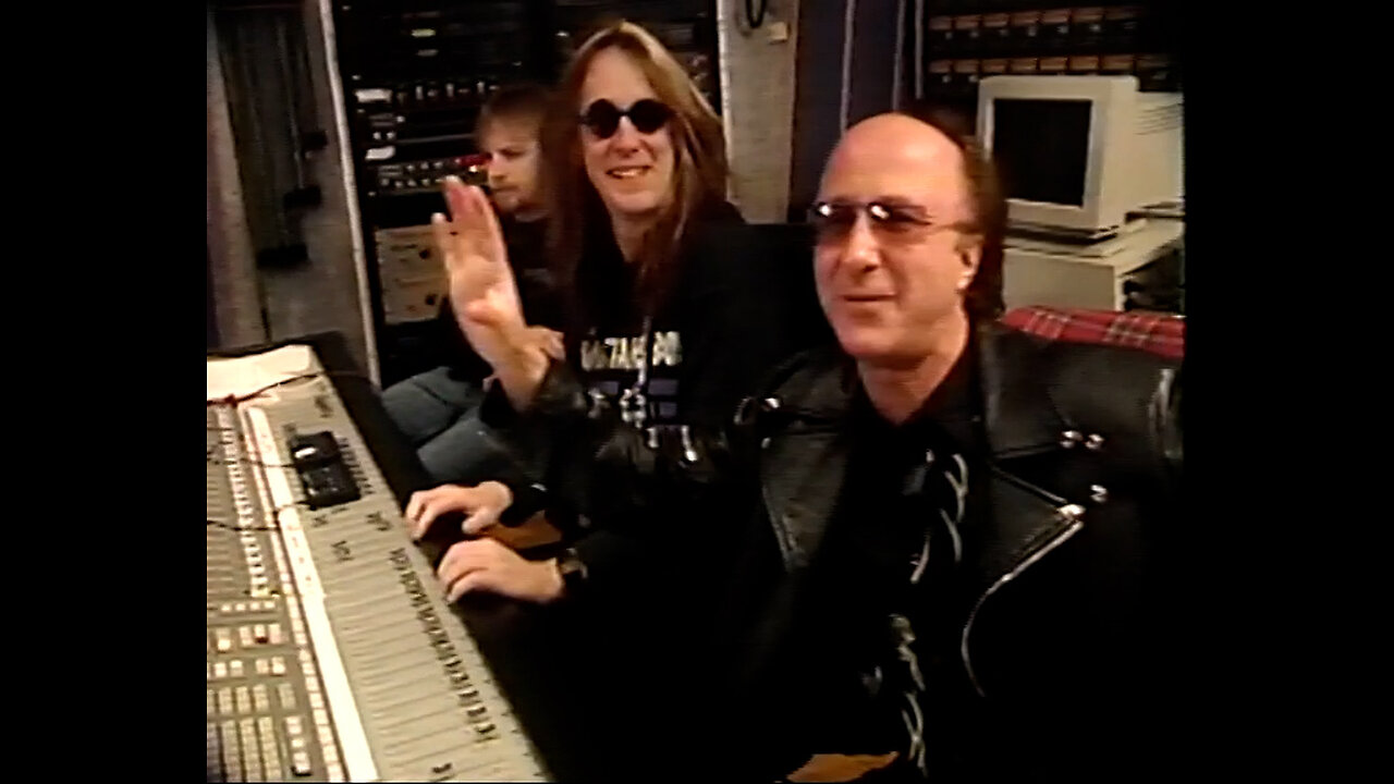 1993 - Paul Shaffer & Todd Rundgren Collaborate on 'World's Most Dangerous Party'